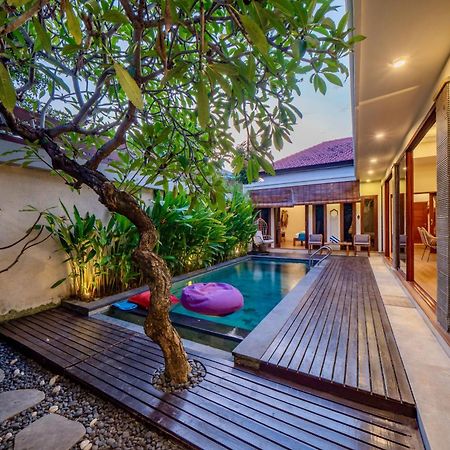 Villa Paradise Seminyak ภายนอก รูปภาพ